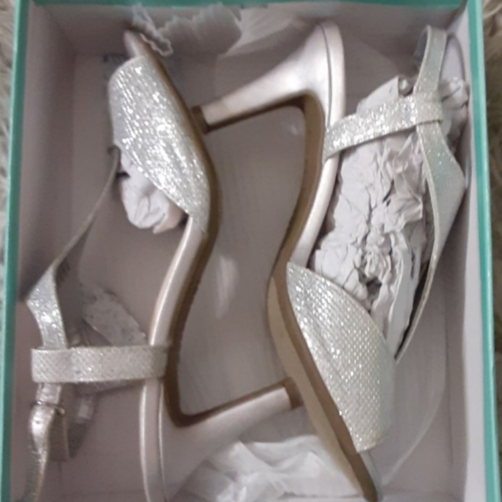 Womans heels